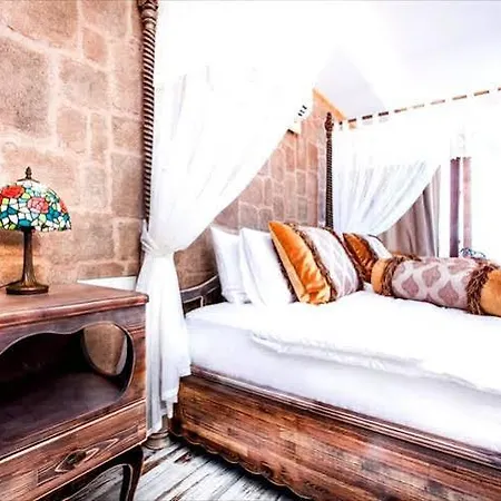 Marsala Hotel Otel 3*