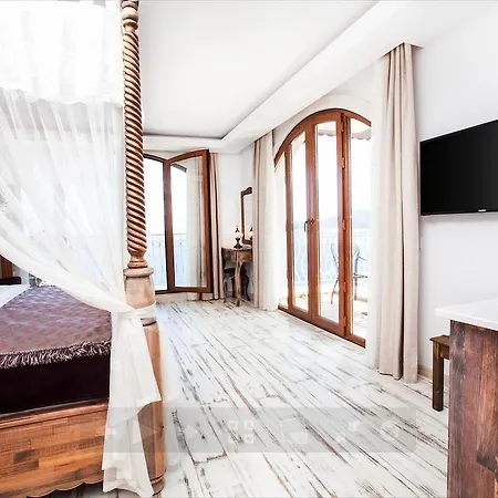 Marsala Hotel 3* Kaş